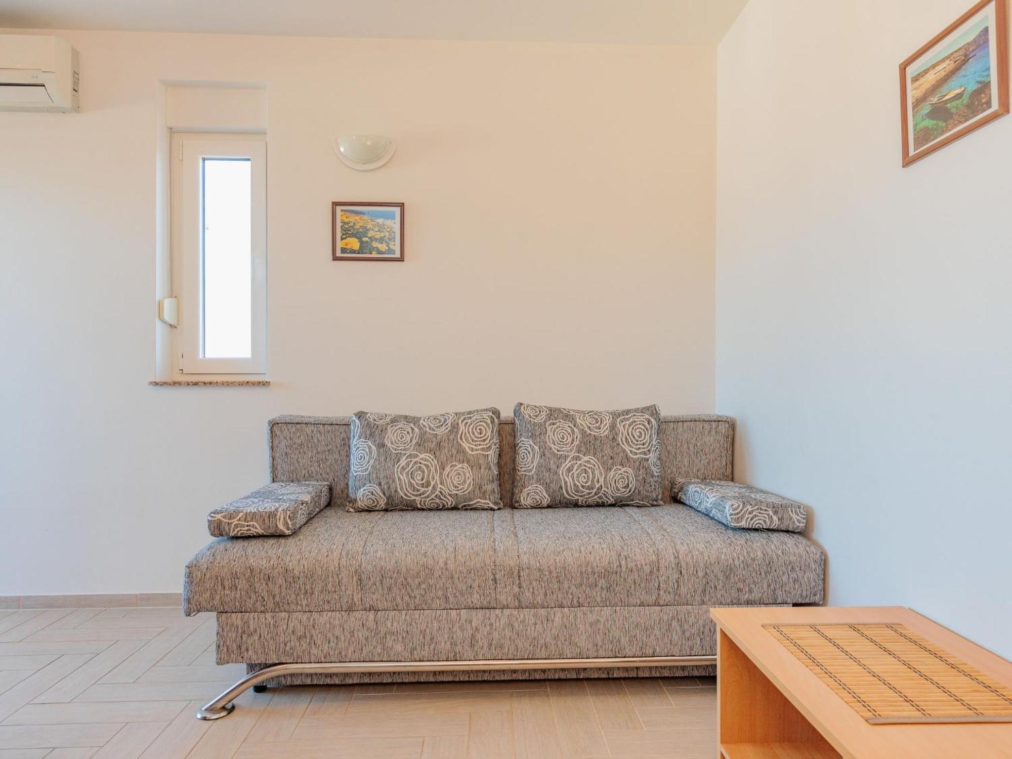 Apartment Mlasina-3 By Interhome Nin Kültér fotó