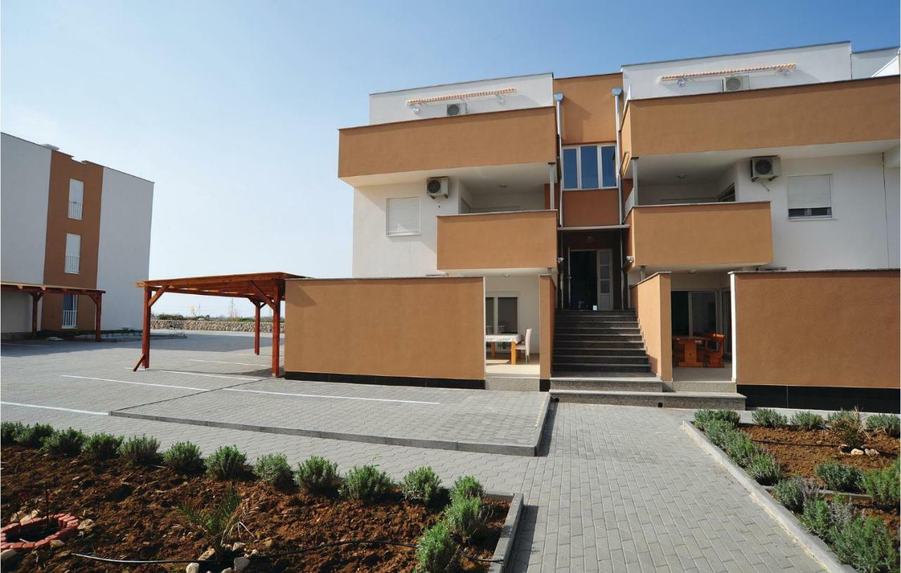 Apartment Mlasina-3 By Interhome Nin Kültér fotó